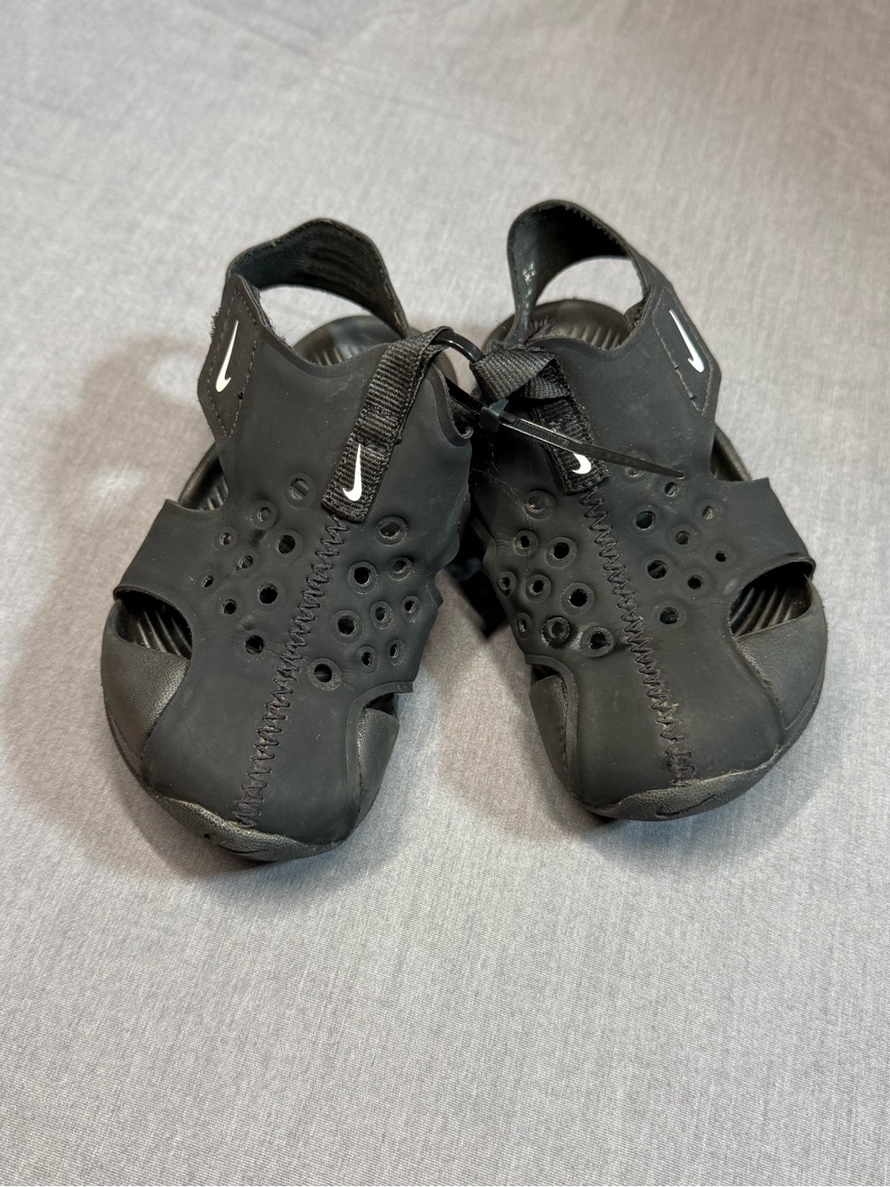 Nike Black Kids Closed-Toe Water Sandals
